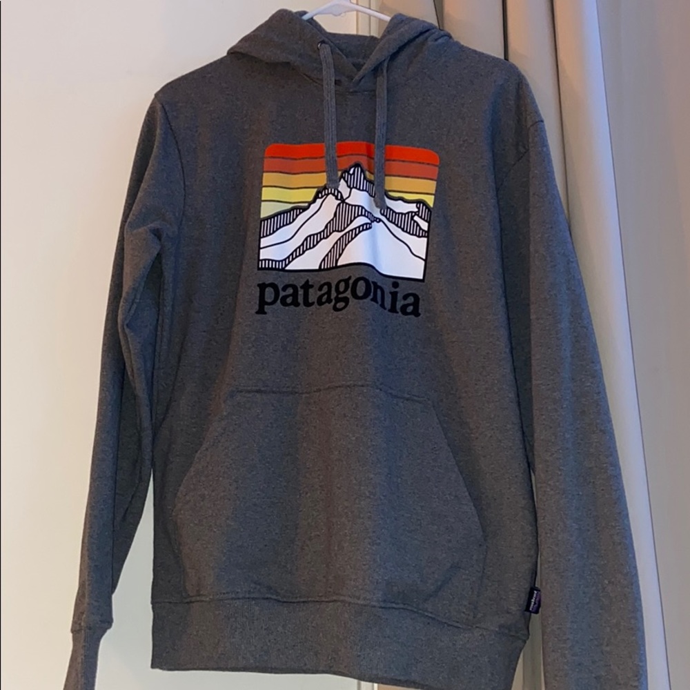 Men’s Patagonia sweatshirt